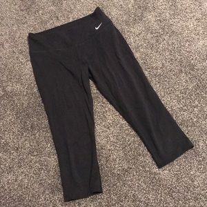 Capri Length Nike Leggings